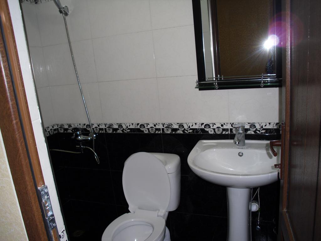 باتومي Suliko Guest House الغرفة الصورة