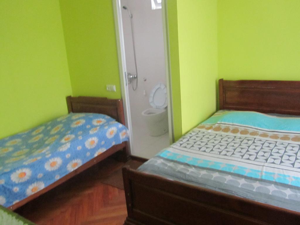 باتومي Suliko Guest House الغرفة الصورة