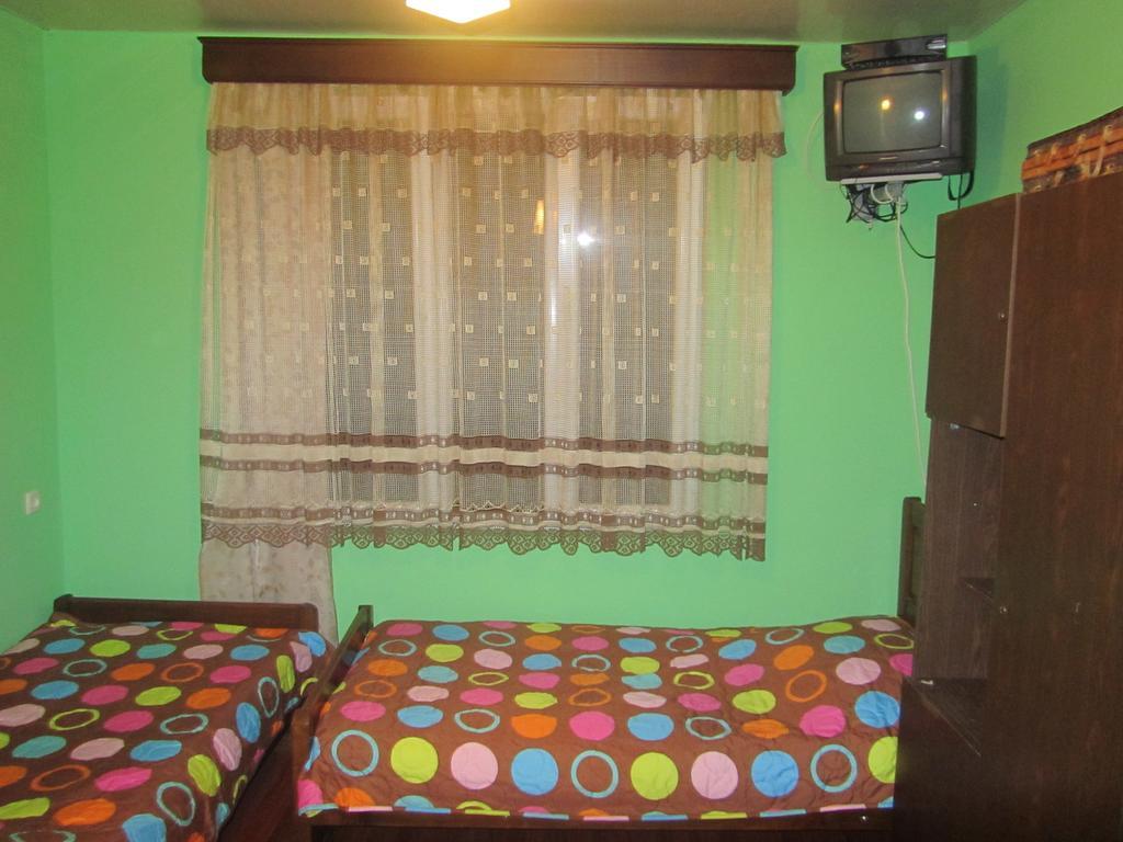 باتومي Suliko Guest House الغرفة الصورة
